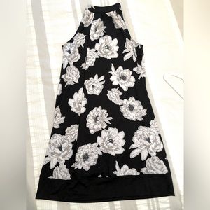 Mudpie sleeveless, tie neck, floral dress. Size small